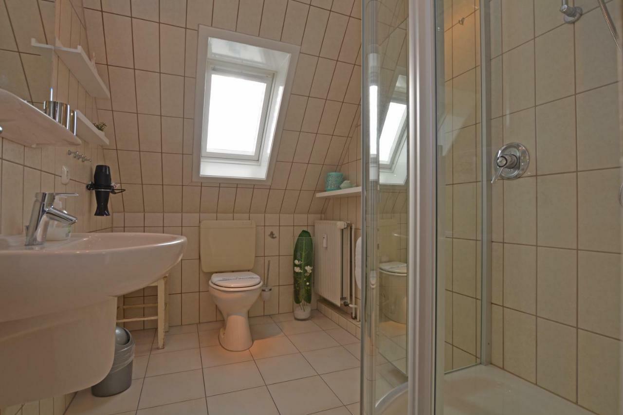 An De Warft Appartement 9 Schwalbennest บือซุม ภายนอก รูปภาพ