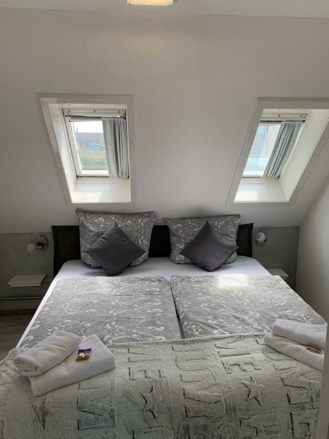 An De Warft Appartement 9 Schwalbennest บือซุม ภายนอก รูปภาพ